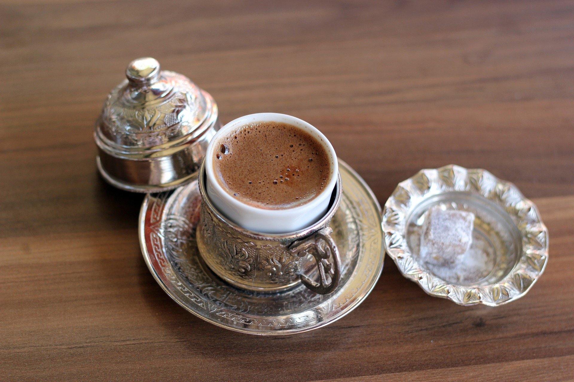 The history of coffee in the Middle East and Dubai - Dubai Blog
